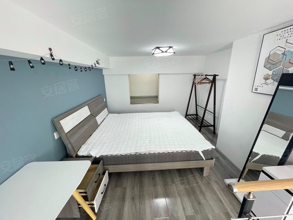 昆明五华泛亚科技新区新城吾悦广场吾悦广场大河梗地铁口旁 卡卡公寓