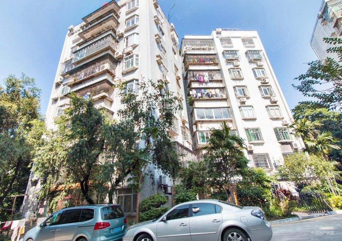 畔山花园 朝南向三房保养好 红本五年免个税 地铁口物业