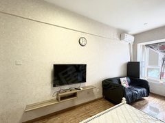 成都天府新区华阳地铁1号线华府大道地铁口 近蓝润置地广场 近远大购物中心出租房源真实图片
