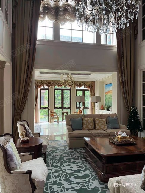 钱湖比华利别墅