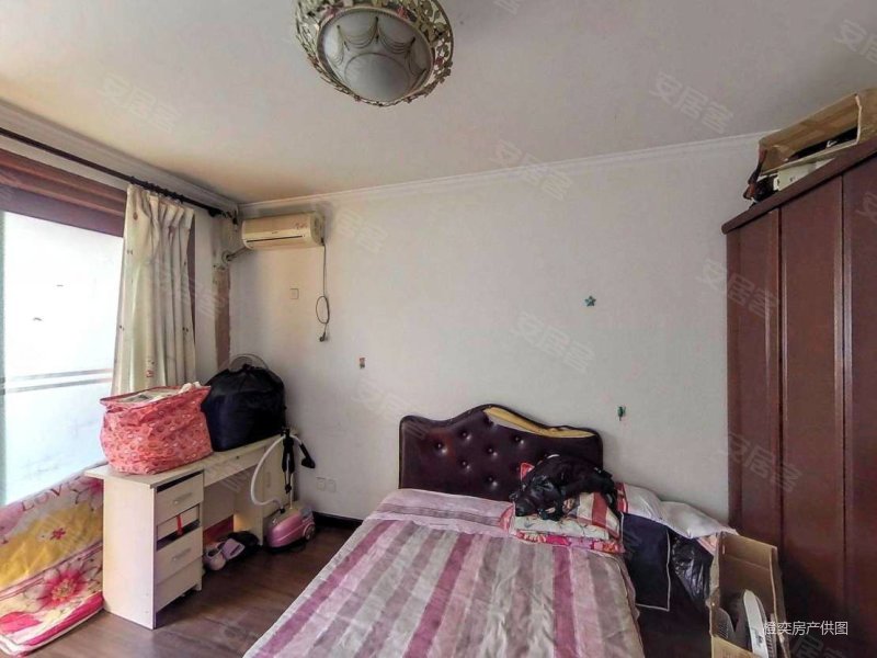 中间楼层 临金亿城 三室好户型 宁安小区 阳面大客厅