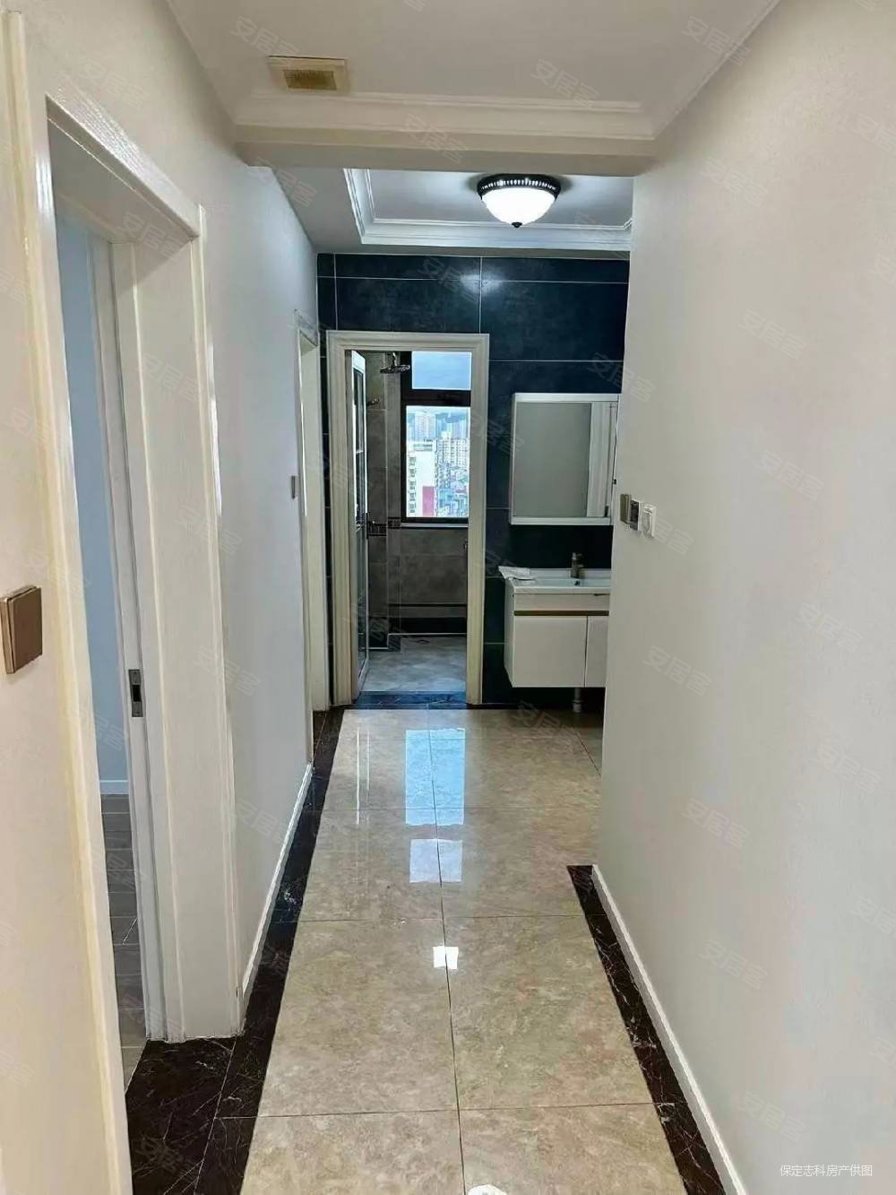 卓正丽景蓝湾(C区)3室2厅2卫146㎡南北158万