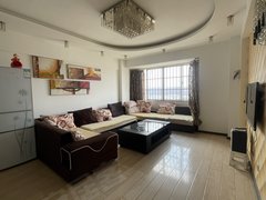 曲靖麒麟麒麟花园新生小学旁,闽南建材城旁边!小区环境优美!出租房源真实图片