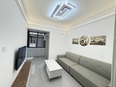 广元利州北门汽车站老城北街小学旁边精装两室，家具家电齐全，拎包入住。出租房源真实图片