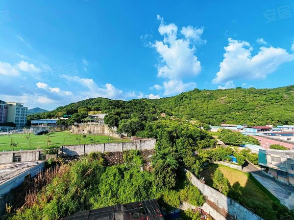 深圳南山西丽白芒村山景房单间,南北通透采光,13号线白芒站,创维,大疆