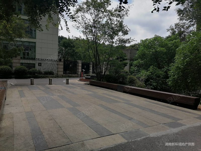 长沙房产网>长沙二手房>岳麓二手房>长郡双语中学二手房>旭辉藏郡>800