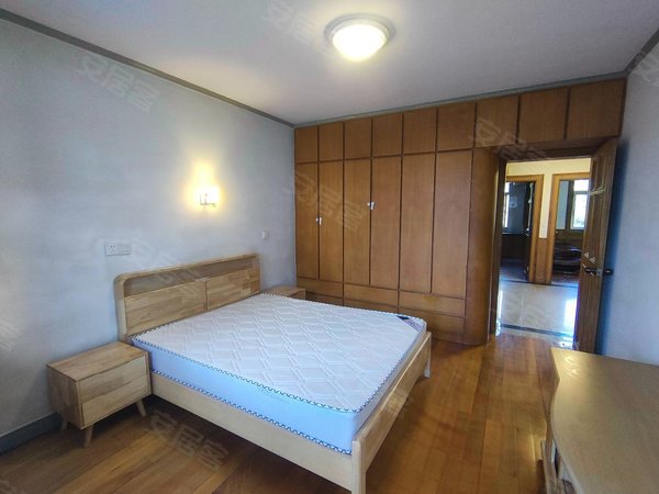 上海青浦朱家角淀湖山庄教苑近菜市场 地铁站 朱家角 东大门教苑 精装