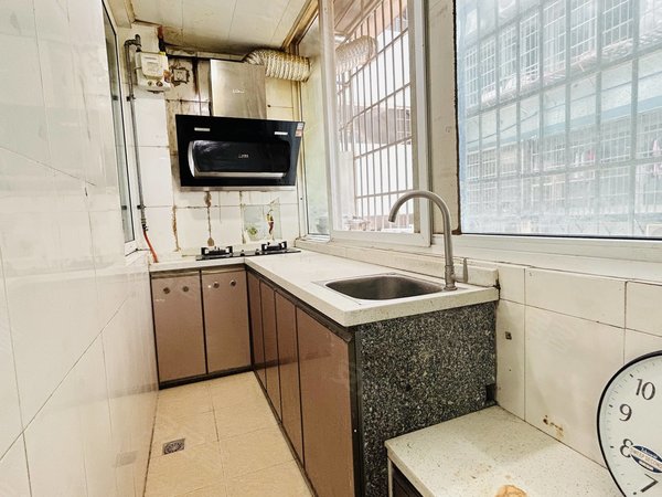 广州白云京溪京溪尚苑京溪地铁站 标配电梯 干净整洁 南北通透 采光好