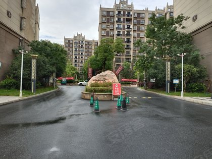 不足,广居正阳公馆怎么样,广居正阳公馆周边房产中介经纪人评价-芜湖
