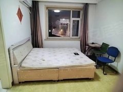 东艺郦园45平一室，空调，热水器设施齐全，年租7200