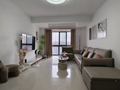 澧县财富广场市中心银谷附近精装小三房，家电家具齐全，拎包入住，装修好。出租房源真实图片