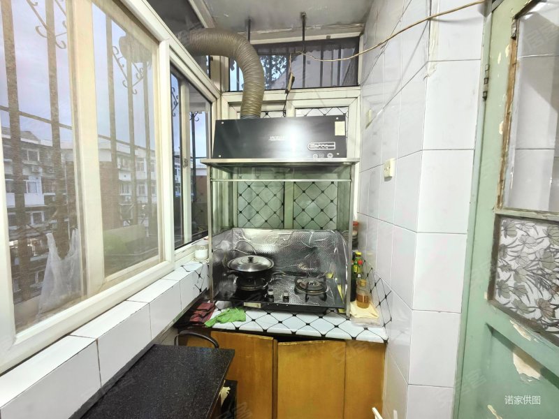 金田花园 交通便利 南北通透 商圈成熟 临地铁 高楼层视野好