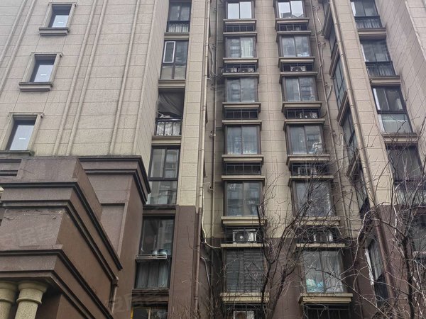 昆山花桥花桥新城富隆花园居住区房源采光好,南北通透,业主诚意出出租