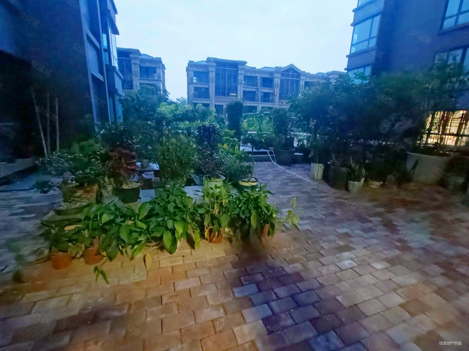 荣和邕江悦府 精装好房 满五 近地铁 电梯房 朝南