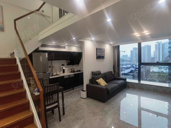 深圳福田香蜜湖安峦公馆安托山地铁口公寓,精装修,近公园,人流量大