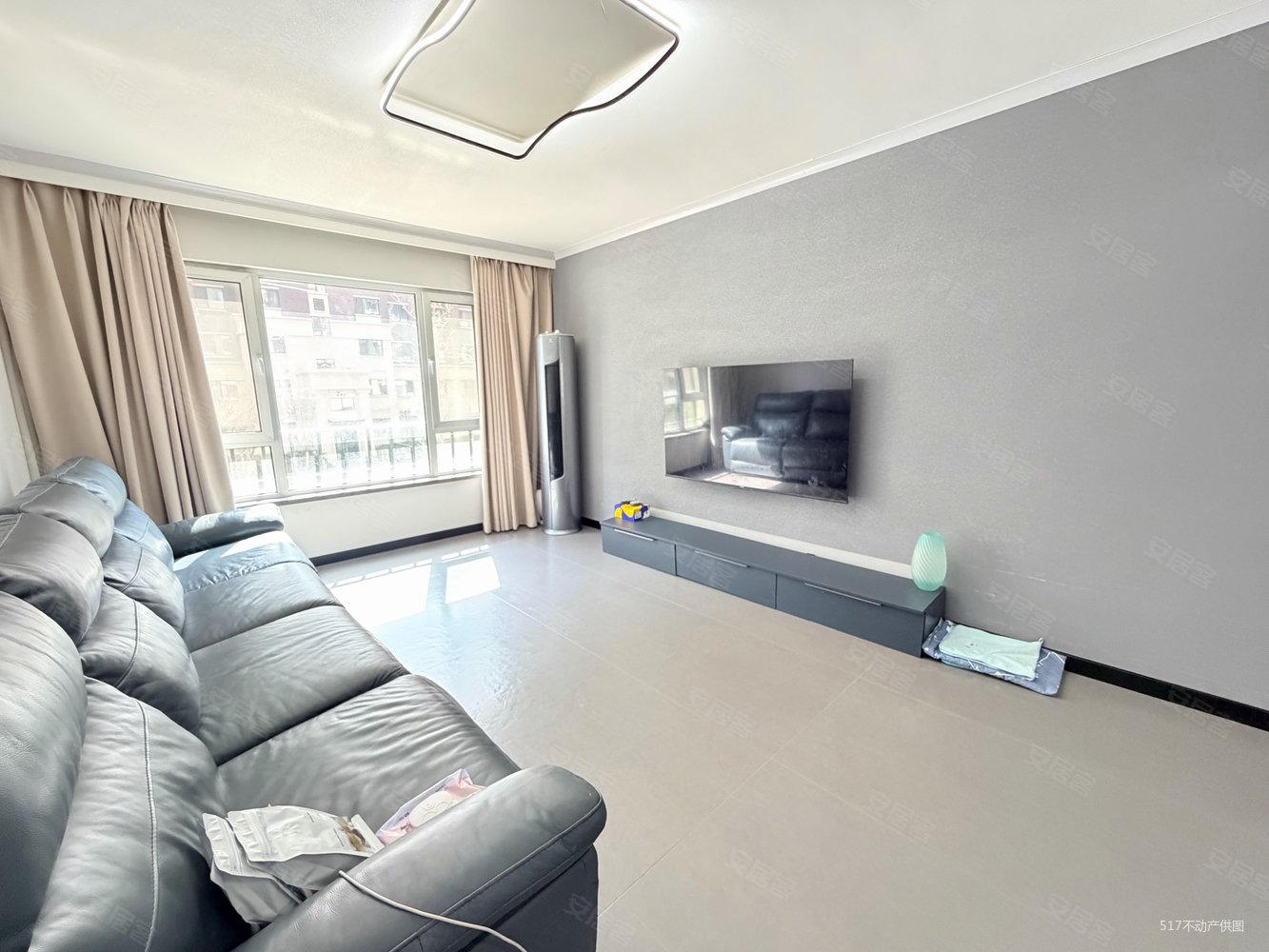 百年华府3室2厅2卫117.95㎡南北69万