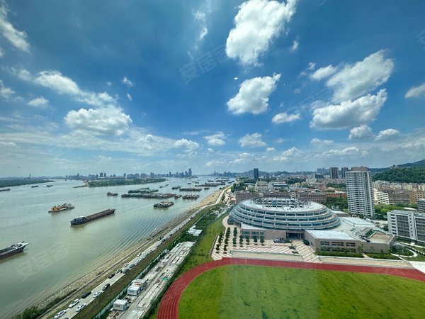 广州南沙南沙湾富力天海湾(商住楼)富力天海湾 复式一房 精装齐全