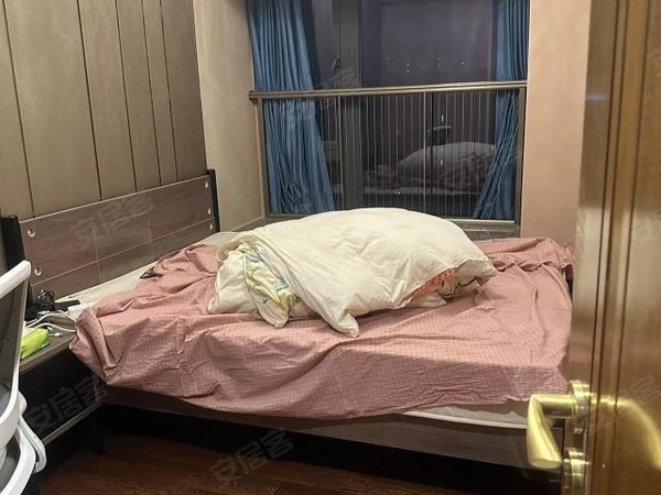 湖州长兴长兴市区恒大悦龙台恒大悦龙台 3室2厅2卫 毗邻万达广场小区