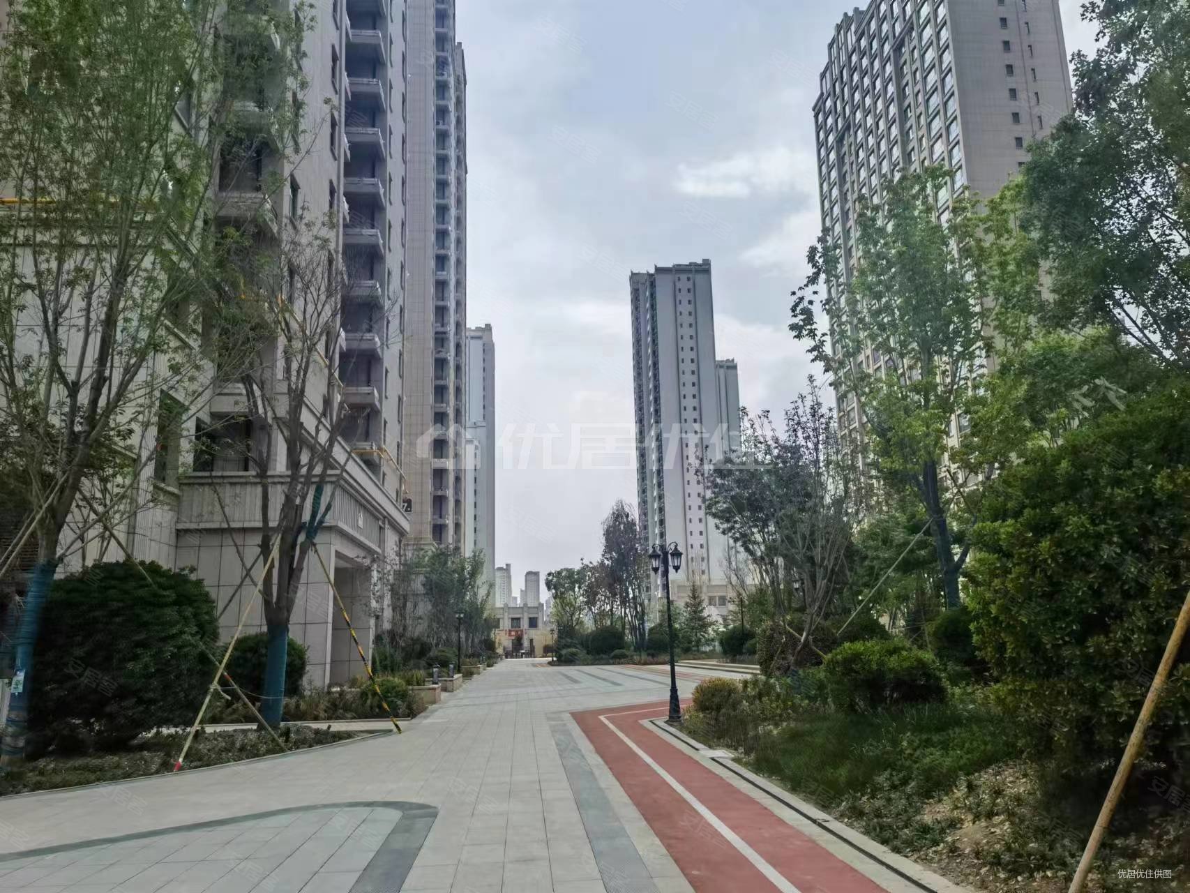 兰州房产网>兰州二手房>七里河二手房>西站二手房>兰石豪布斯卡瀚园>