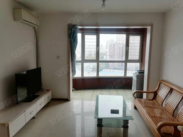 青岛黄岛香江路贵府花园贵府花园套二 家具家电齐全 保税区东门 四中