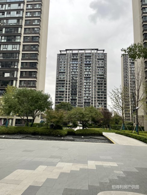 阳光城檀悦4室2厅2卫142.74㎡南北157.2万