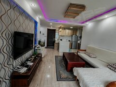 大连开发区滨海路华润海中国,2室2厅精装修,拎包入住出租房源真实图片