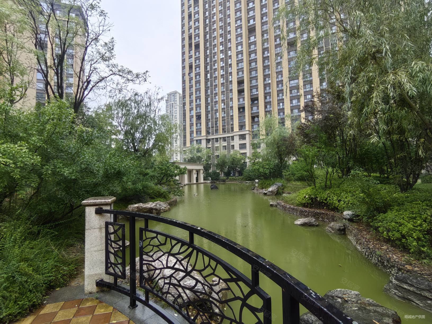 震惊洋房大平层急售城东灞河边富力白鹭湾精装全配四室洋房