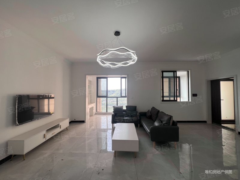 简阳河东新区四桥碧波豪庭全临江大阳台装修套三可以按揭