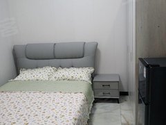 铜仁碧江碧江城区700元便宜出租,老铜中后门二室一厅,全装修冰箱洗衣机热水器出租房源真实图片