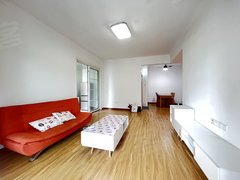 武汉青山和平大道南洋金谷公园里 精装修 2室2厅1卫 电梯房出租房源真实图片