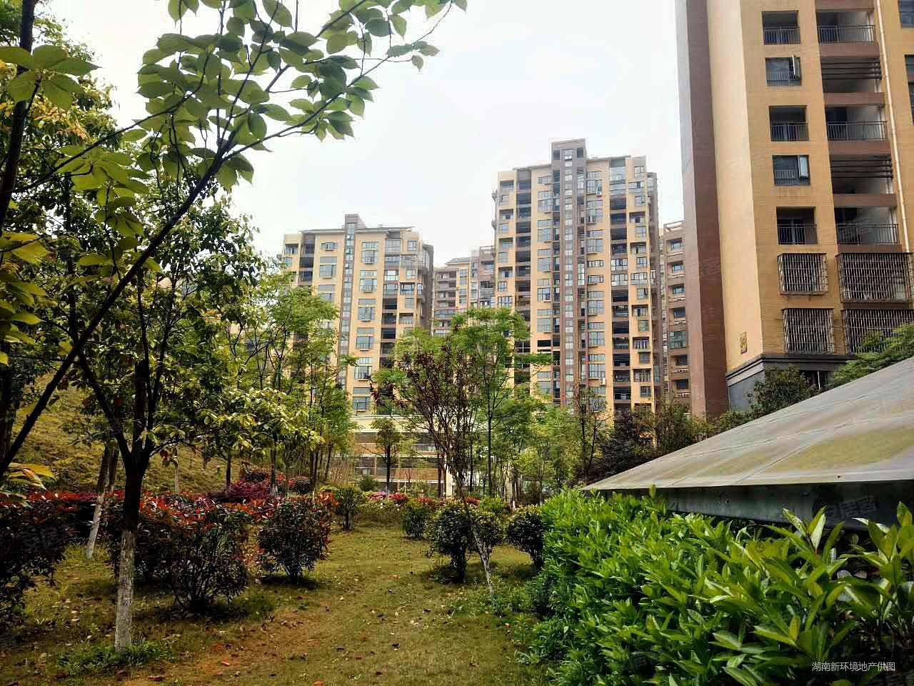 长沙房产网>长沙二手房>雨花二手房>汽车南站二手房>嘉华城>