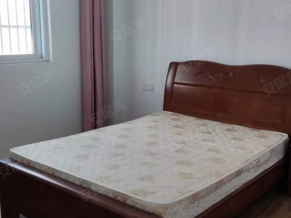 句容句容吾悦广场句容汽车站新城雅居急租新城雅居精装三室两卫大户型