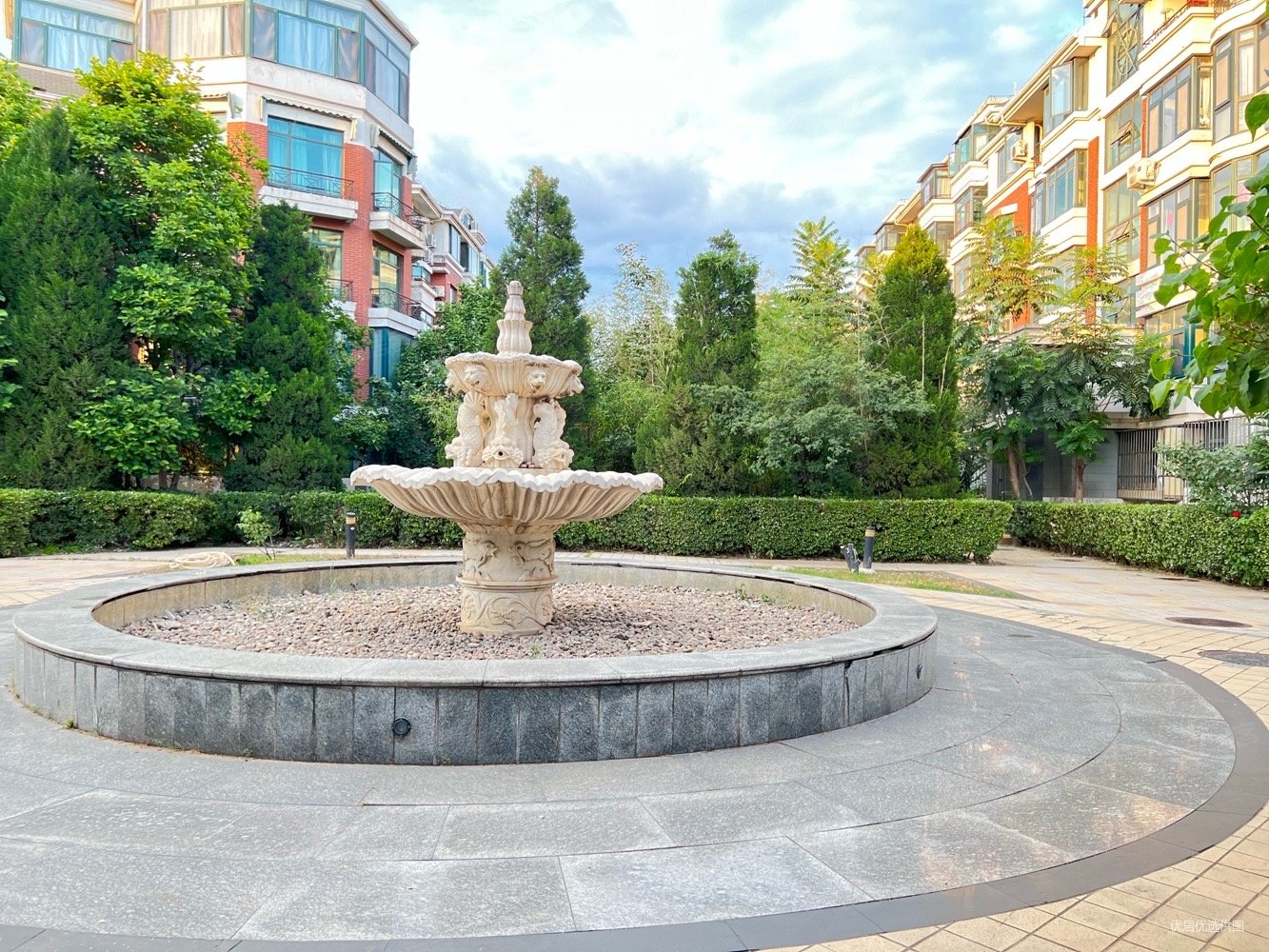 星岛嘉园3室2厅2卫161.3㎡南北820万