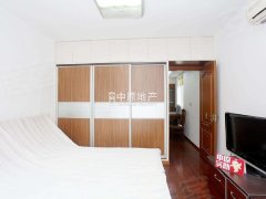 上海虹口凉城有型钥匙看房随时方便  正宗一房一厅  南北通全明户出租房源真实图片