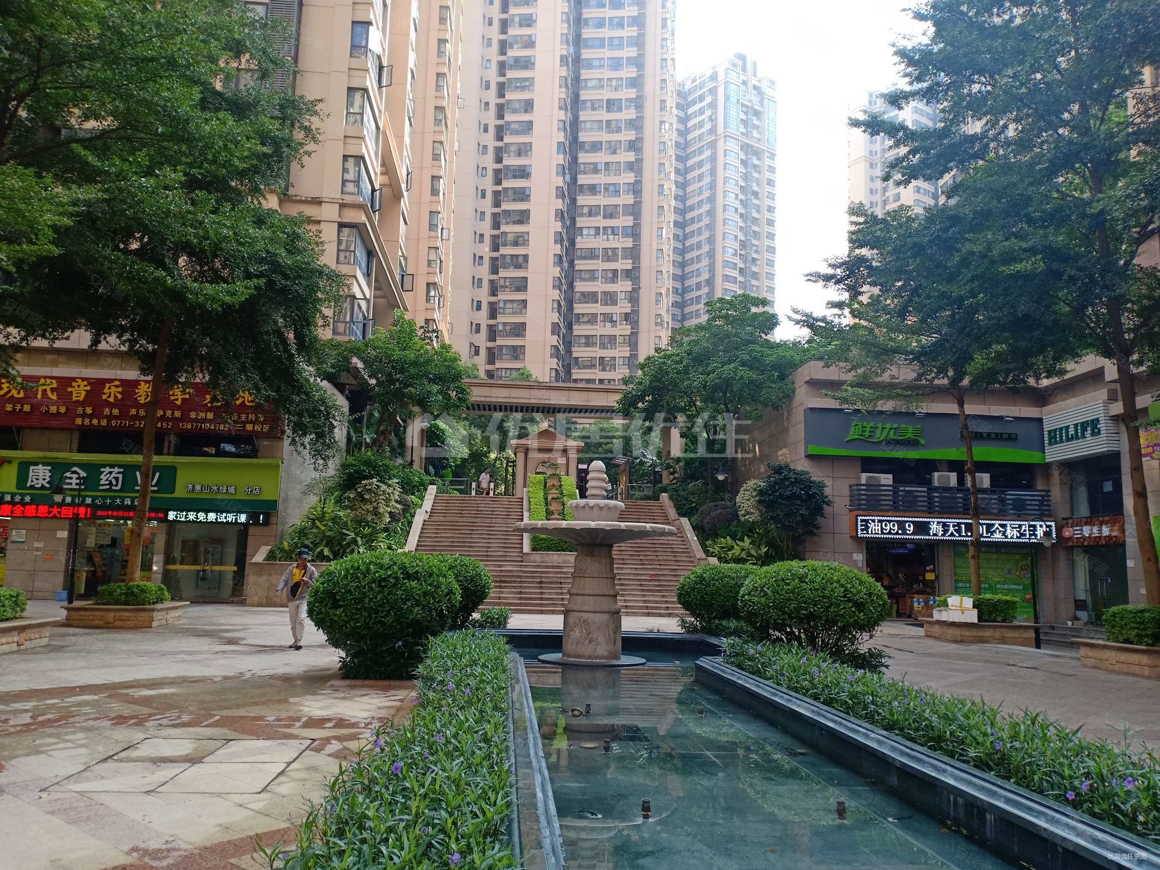 狮山公园旁 荣和山水绿城二期 读明秀东路小学 价位可谈