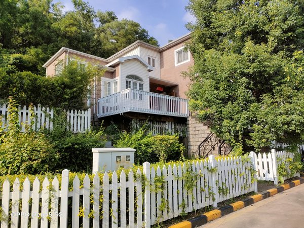 深圳罗湖莲塘仙湖山庄(一期别墅)仙湖山庄(一期别墅) 6室4厅3卫 35000