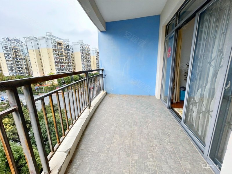 保利凤翔花园2室2厅1卫88.77㎡南北125万