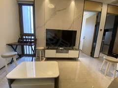 深圳龙华深圳北站深圳北站地铁口附近 精装 1房1厅1卫押金 拎包入住出租房源真实图片