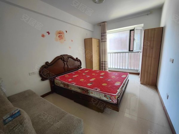 烟台福山福海路欧尚花园欧尚花园,三室一厅1200出租房源真实图片