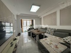 达州万源火车站恒阳品城精装3房出租，房子干净出租房源真实图片