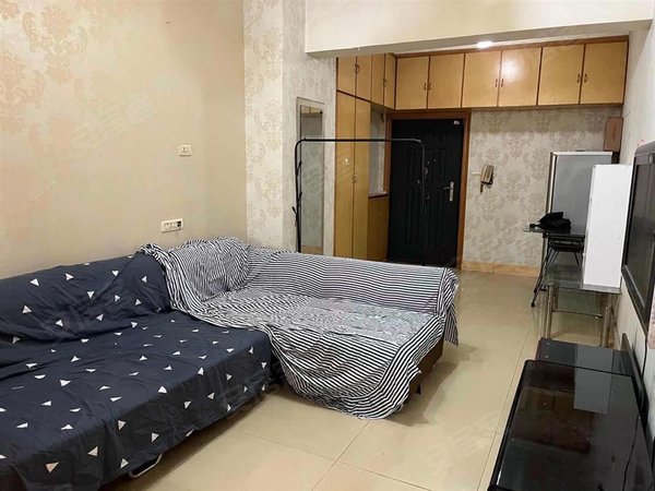 重庆渝中渝中区观音岩重庆森林公寓森林公寓 电梯房 急出租房源真实