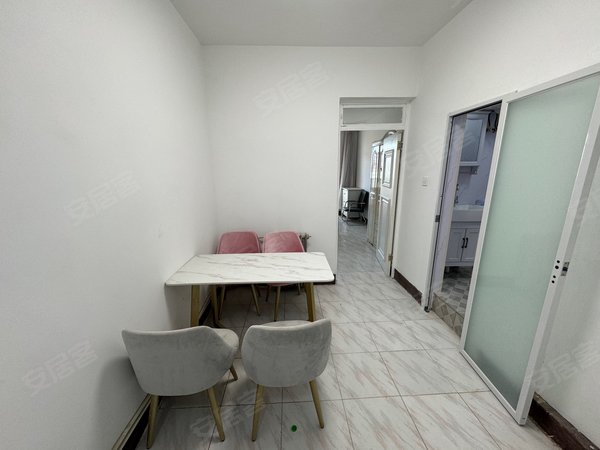天津西青西营门赵苑东里西营门街道 赵苑东里 精装修一室  临近地铁