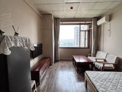 临沂蒙阴新城路伯爵可短租,押一付一850,随时看房出租房源真实图片