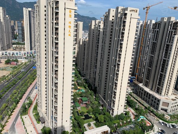 福州晋安新东区世茂璀璨天城(一期)肉埋在饭里业主自住装修标准很高