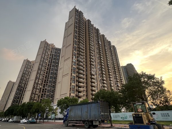 中山火炬开发区张家边泰瑞居正规三房二卫出行方便太阳城附近欢迎看房