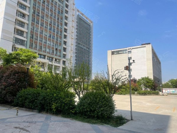烟台莱山迎春大街商贸城橡树湾上新!
