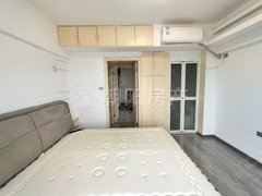 淮南田家庵万达广场万达附近 复式精装公寓 干净利郎 家具家电齐全 拎包入住出租房源真实图片