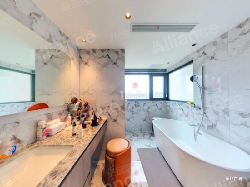 九龙仓碧玺a区 商品住宅 精装好房 临地铁 电梯房 楼层好