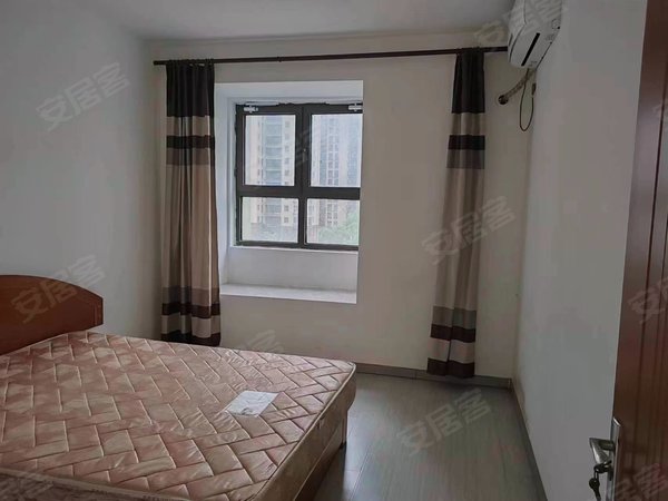 昆山玉山城东昇悦居昇悦居 三房三台空调 一手房东 看房有钥匙出租