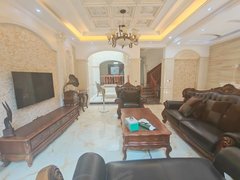 长沙雨花红星托斯卡纳别墅，上下四层，欧式装修，适合居家，接待。随时看房。出租房源真实图片